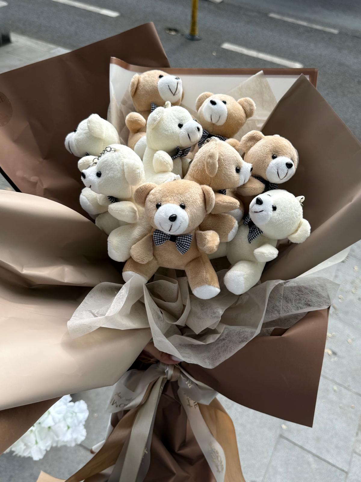 Teddy Bear Delight Bouquet 🤎🐻✨