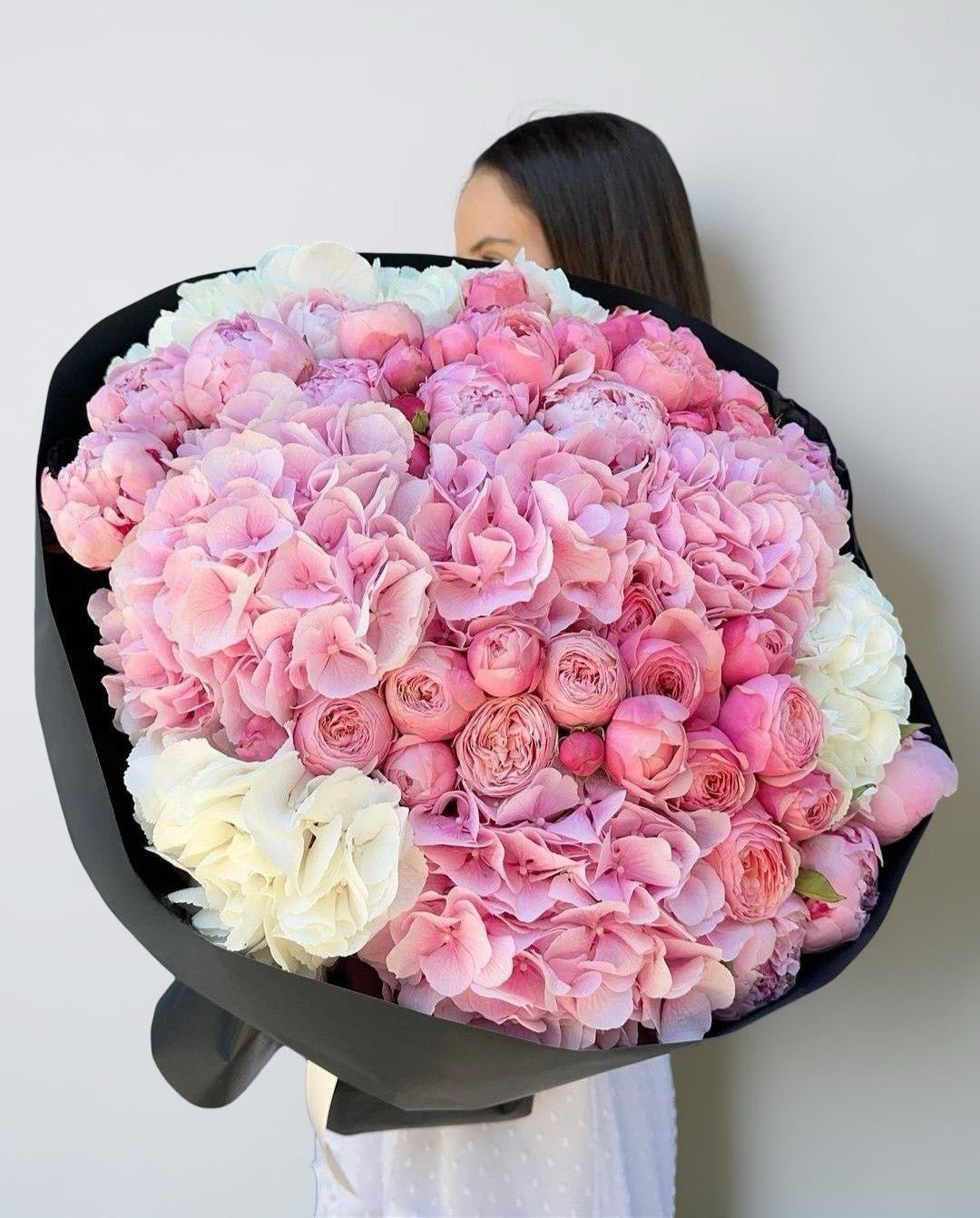 Buchet Hortensii și Bujori Roz – Luxury Pink XL