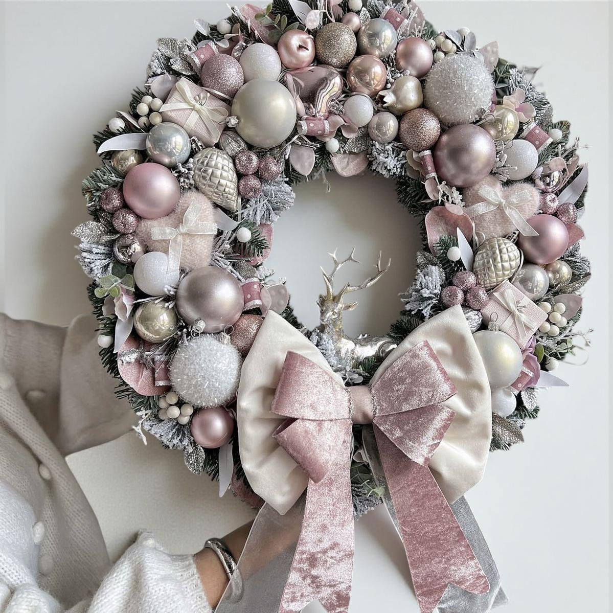 Coronita Lux Roz Pudrat cu Funda Catifelata