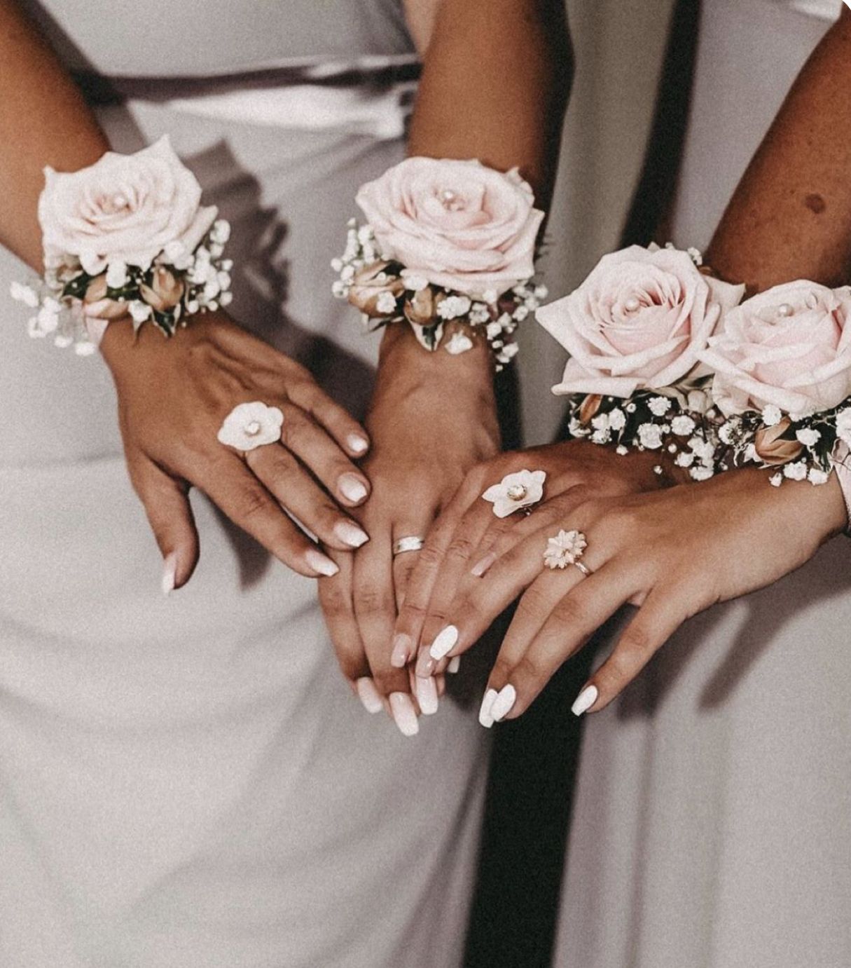 Corsaje Domnișoarele de Onoare Trandafiri Pudrați