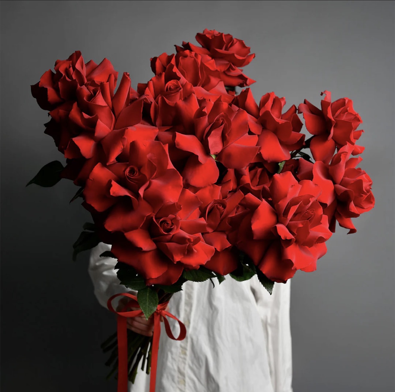 Buchet trandafiri rosii premium – buchet romantic clasic de impact