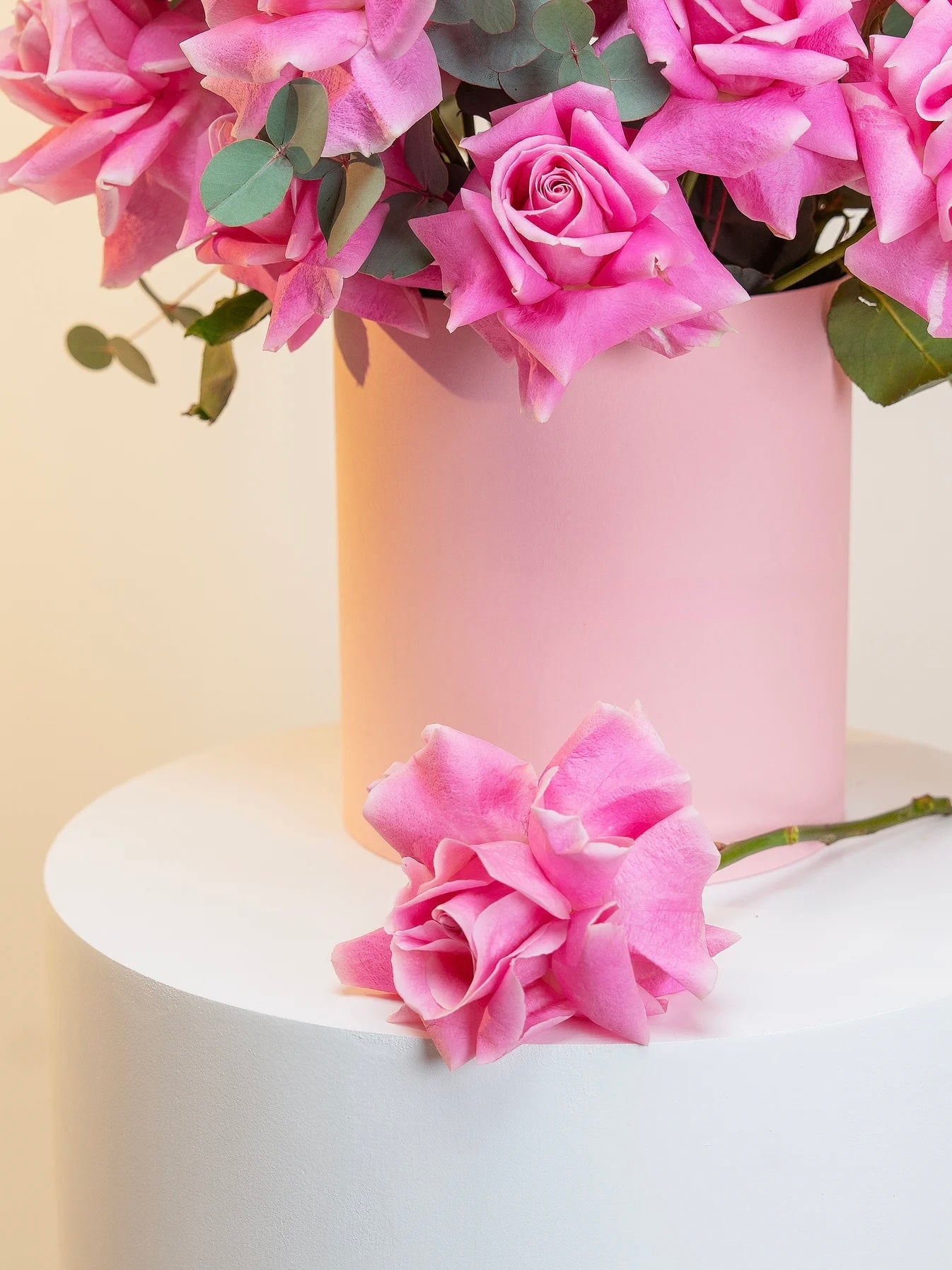 BLOOME Pink Grace – cutie eleganta cu trandafiri roz