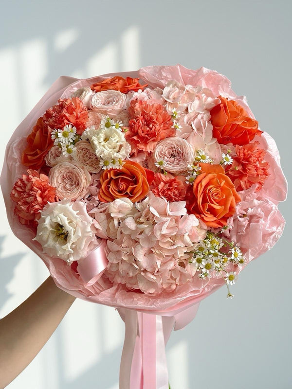 Buchet Hortensii Roz & Trandafiri Portocali