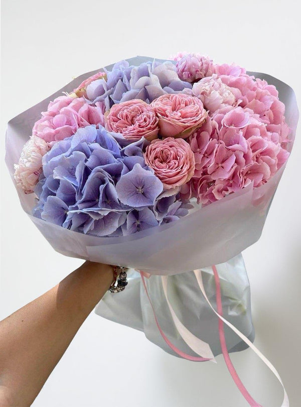 Buchet Hortensii Roz & Mov și Trandafiri Pastel
