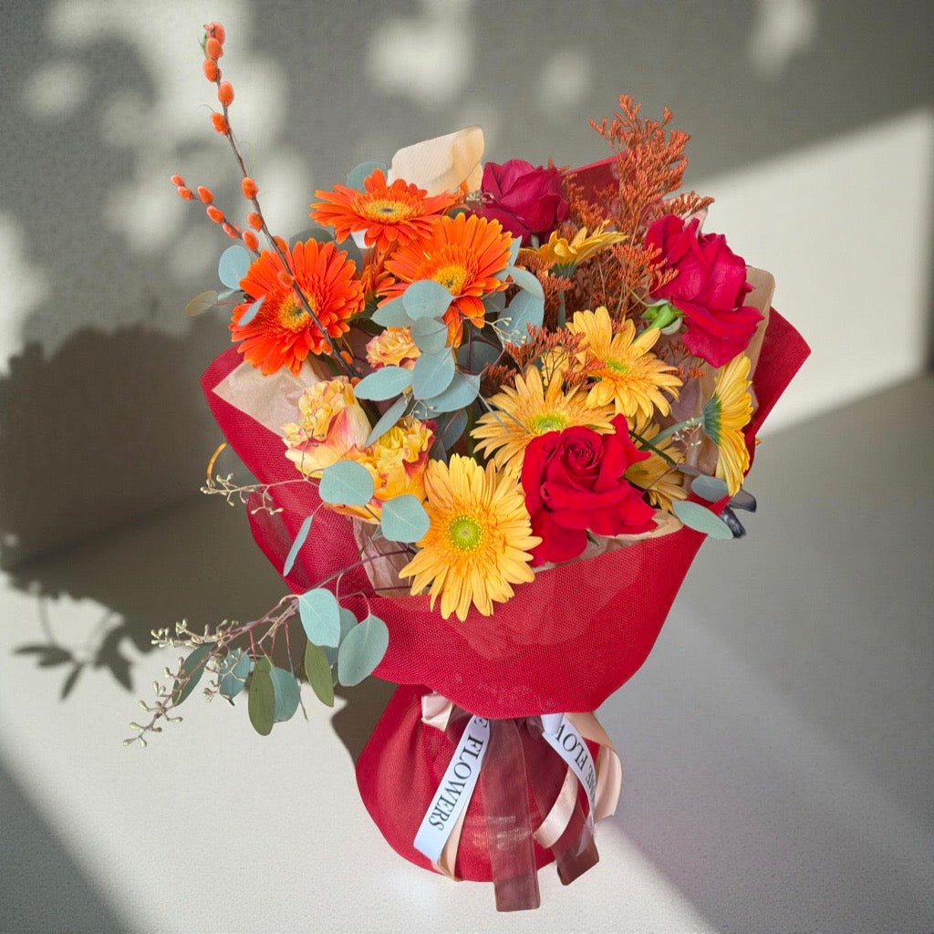 Buchet Gerbera Portocalie, Crizanteme Galbene & Trandafiri